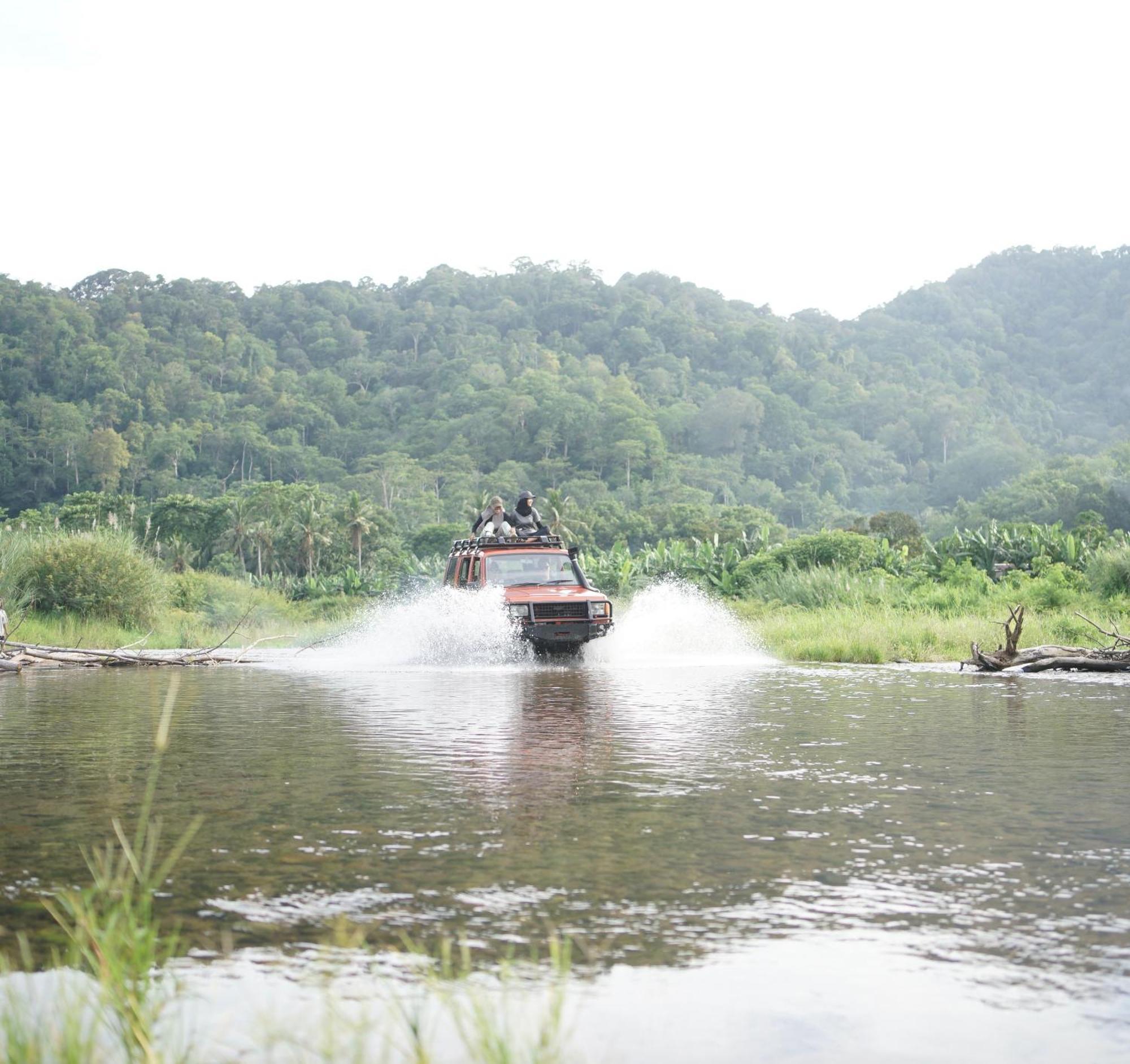 Java Turtle Lodge Meru Betiri بانيووانجى المظهر الخارجي الصورة
